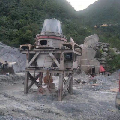 整套上海69破日产1000吨砂石料生产线设备项目结束出售